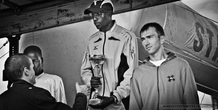 1.Polmaraton Tyski oraz 17.Miedzynarodowy Bieg Uliczny_16.09.2012_fot_Ireneusz KAZMIERCZAK