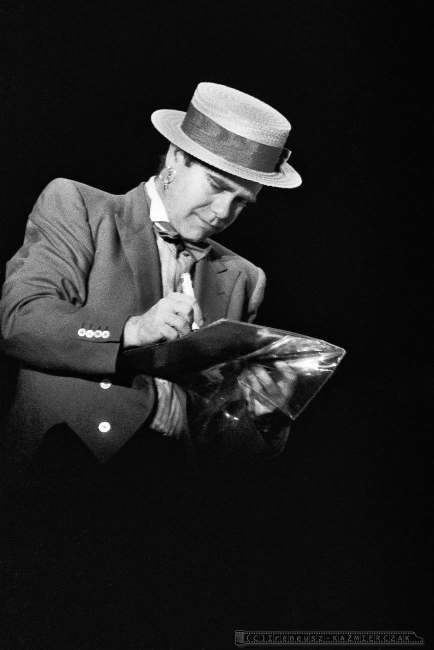 ELTON JOHN - KATOWICE -1984
