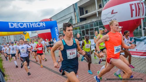 IV TYSKI POLMARATON_20.MIEDZYNARODOWY TYSKI BIEG ULICZNY_20-09-2015_FOT_IRENEUSZ KAZMIERCZAK.