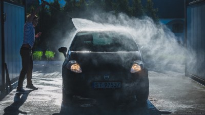 GRANDE PUNTO_CAR WASH_TYCHY_FOT IRENEUSZ KAZMIERCZAK.